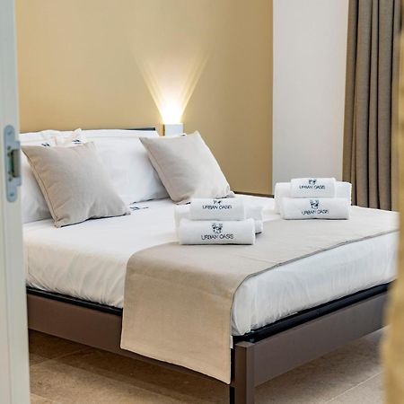 Hotel Urban Oasis Bari Esterno foto