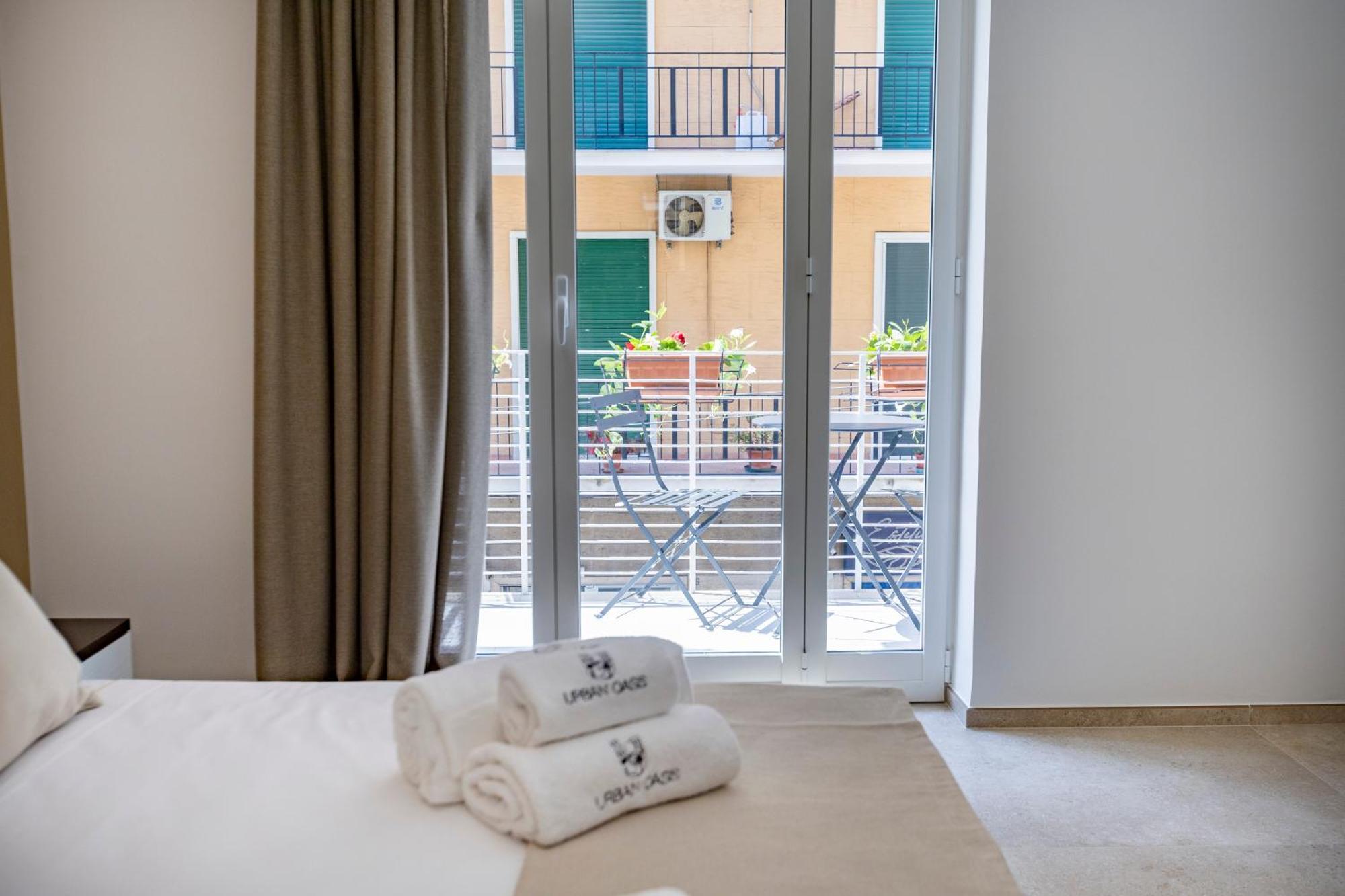 Hotel Urban Oasis Bari Esterno foto