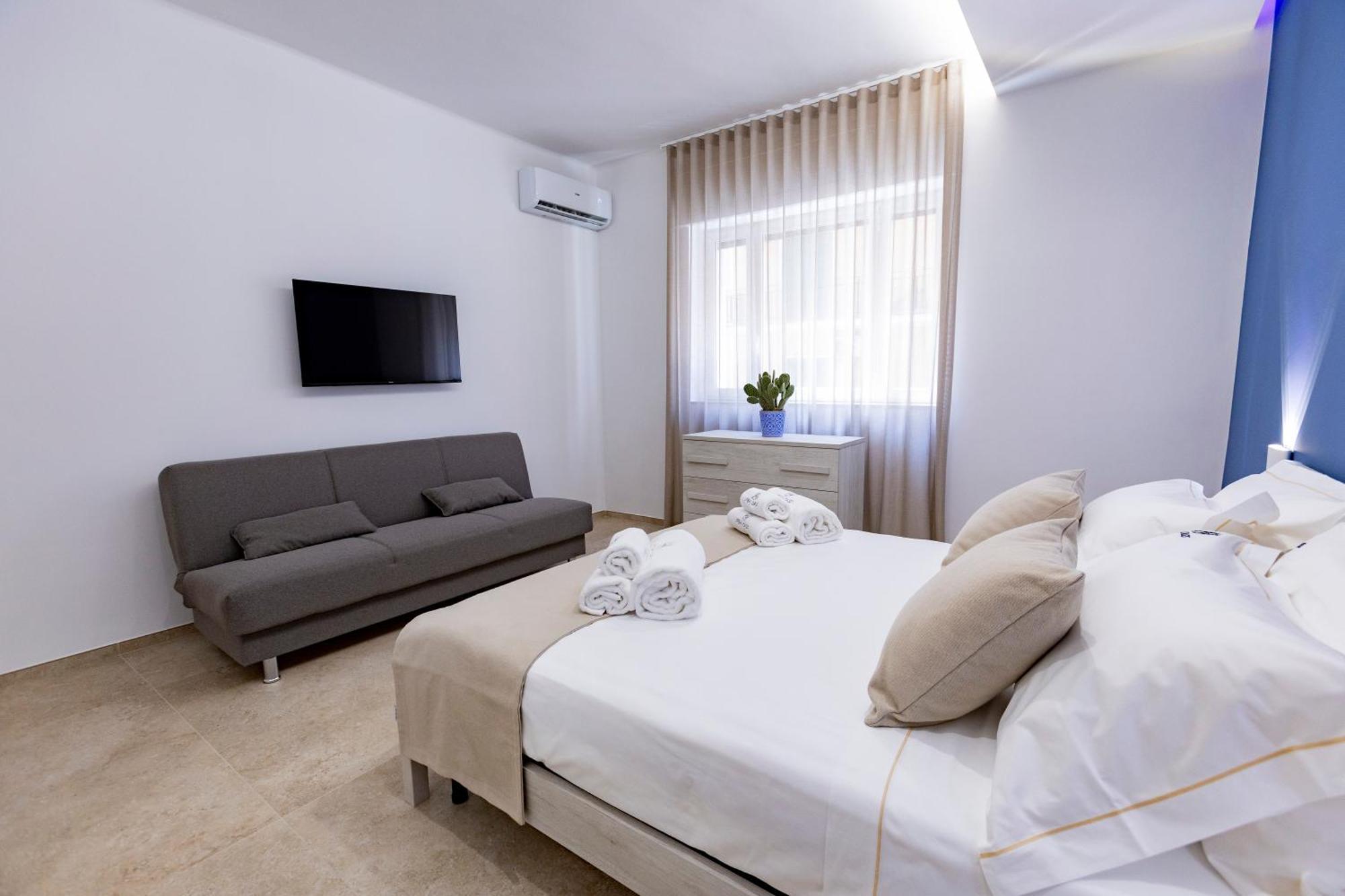 Hotel Urban Oasis Bari Esterno foto